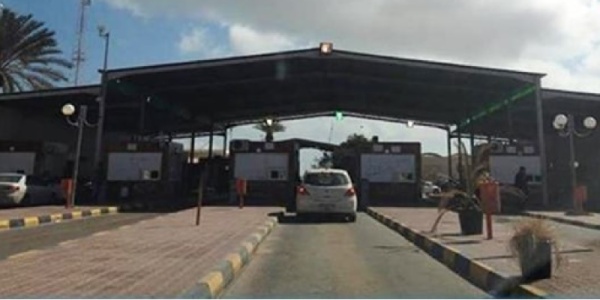 معبر راس جدير حجز مبلغ مالي من العملة الصعبة