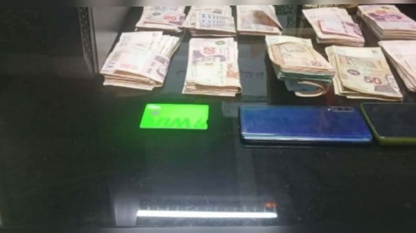 سوسة الاحتفاظ بثلاثة أشخاص ي شتبه في تور طهم في الإستيلاء على الممتلكات وغسل الأموال سوسة الاحتفاظ بثلاثة أشخاص ي شتبه في تور طهم في الإستيلاء على الممتلكات وغسل الأموال