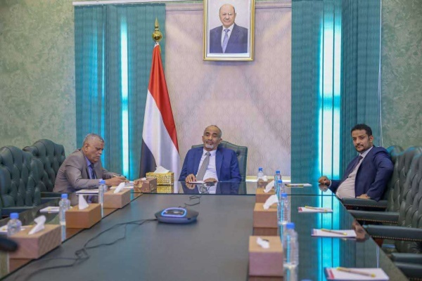 عضو مجلس القيادة محمود الصبيحي يلتقي السفير الأمريكي بمناسبة انتهاء فترة عمله عضو مجلس القيادة محمود الصبيحي يلتقي السفير الأمريكي بمناسبة انتهاء فترة عمله