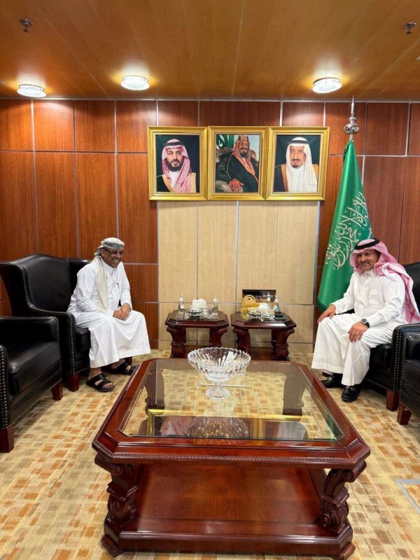 عاجل لقاء هام في الرياض سفير خادم الحرمين الشريفين محمد الجابر يبحث مع المهندس الميسري ترتيبات الحوار الجنوبي عاجل لقاء هام في الرياض سفير خادم الحرمين الشريفين محمد الجابر يبحث مع المهندس الميسري ترتيبات الحوار الجنوبي