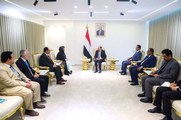 رئيس الوزراء وزير الخارجية يستقبل مديرة مكتب الأمم المتحدة لخدمات المشاريع