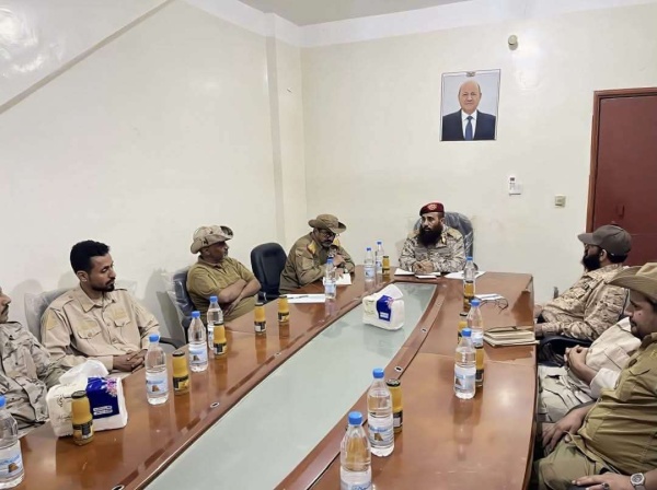 عاجل قائد المنطقة العسكرية الرابعة يوج ه بإعادة تموضع القوات ورفع الجاهزية في محور العند عاجل قائد المنطقة العسكرية الرابعة يوج ه بإعادة تموضع القوات ورفع الجاهزية في محور العند