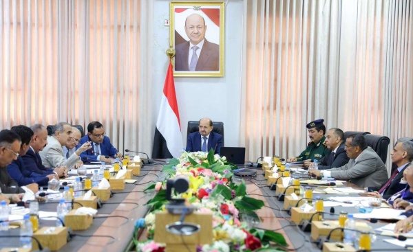 عاجل اللجنة العليا لمكافحة التهريب تستعرض عدد من المقترحات لتنفيذ موجهات رئيس مجلس القيادة الرئاسي