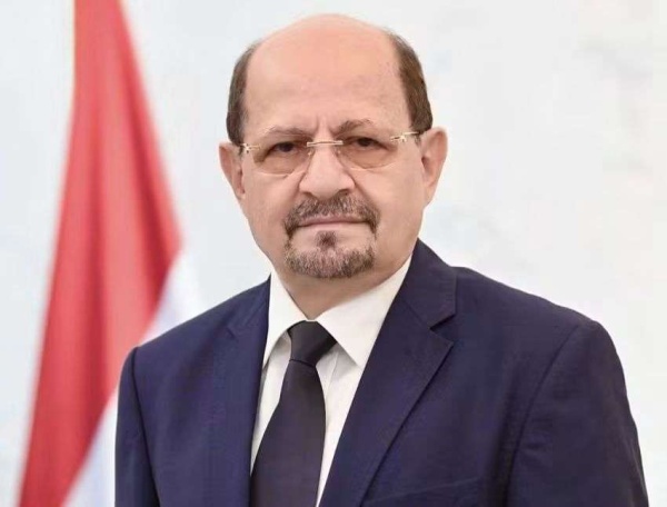 رئيس مجلس الوزراء المعركة مع الحوثيين لم تنته وسنستعيد المواقع التي فقدناها رئيس مجلس الوزراء المعركة مع الحوثيين لم تنته وسنستعيد المواقع التي فقدناها