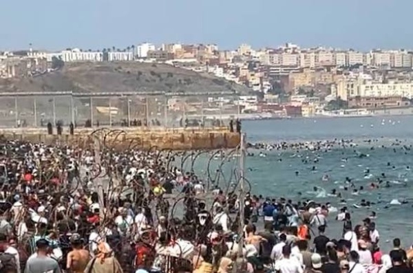 سلطات سبتة المحتلة 35 وفاة خلال موجة العبور و25 ألف مهاجر غادروا المدينة سلطات سبتة المحتلة 35 وفاة خلال موجة العبور و25 ألف مهاجر غادروا المدينة