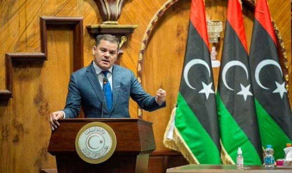 الدبيبة يحذر من استهداف المنشآت النفطية بالطائرات المسيرة ويؤكد محاسبة المسؤولين عن الهجمات الدبيبة يحذر من استهداف المنشآت النفطية بالطائرات المسيرة ويؤكد محاسبة المسؤولين عن الهجمات