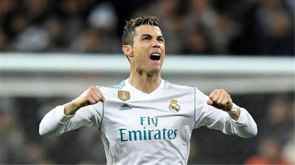 فيديو دعوات لعودة كريستيانو رونالدو إلى ملعب سانتياجو برنابيو فيديو دعوات لعودة كريستيانو رونالدو إلى ملعب سانتياجو برنابيو