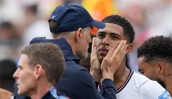 توخيل عن مشادة بيلينجهام مع زميله في ريال مدريد لا يعترف بالصداقة والغضب يشعل حماسه توخيل عن مشادة بيلينجهام مع زميله في ريال مدريد لا يعترف بالصداقة والغضب يشعل حماسه