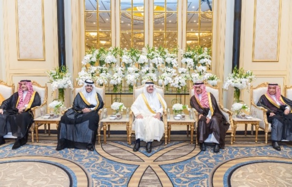 أمير الشرقية يشر ف حفل زواج آل مبارك