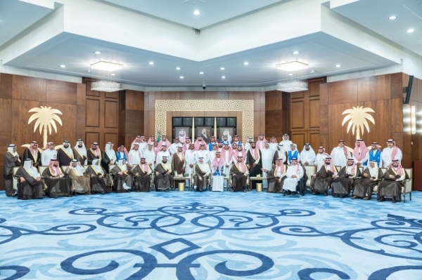 أمير الشرقية يستقبل منسوبي جمعية سند ويثمن جهودهم في خدمة الحجاج أمير الشرقية يستقبل منسوبي جمعية سند ويثمن جهودهم في خدمة الحجاج