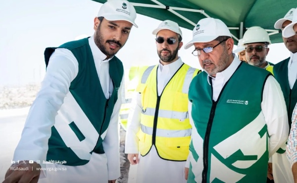 على مدى يومين رئيس هيئة الطرق يتفقد شبكة الطرق في الشرقية