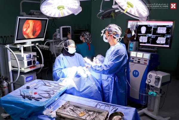 بمركز الجلدية والتجميل في مستشفى الدكتور سليمان الحبيب بالخبر عمليات تجميل الأنف والوجه وشفط الدهون أصبحت أكثر أمانا دقة وسهولة بمركز الجلدية والتجميل في مستشفى الدكتور سليمان الحبيب بالخبر عمليات تجميل الأنف والوجه وشفط الدهون أصبحت أكثر أمانا دقة وسهولة