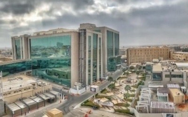 بعد نزيف حاد فريق طبي ينقذ طفلا من إصابة قاتلة في الرقبة