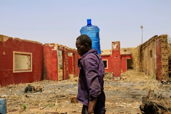 الأمم المتحدة تحذر الأبي ض السودانية قد تشهد كارثة إنسانية خلال أسابيع
