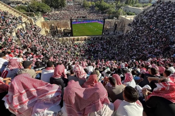 الأردن وفاة و8 إصابات خلال تدافع الجمهور داخل الساحة الهاشمية الأردن وفاة و8 إصابات خلال تدافع الجمهور داخل الساحة الهاشمية