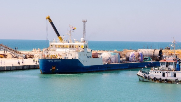 مصر إعادة فتح ميناء العريش البحري بعد تحسن الأحوال الجوية مصر إعادة فتح ميناء العريش البحري بعد تحسن الأحوال الجوية