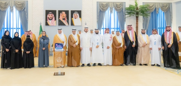 خلال استقبال موهوبي بصمات مدن المستقبل محافظ الأحساء يؤكد أهمية تمكين الأيتام خلال استقبال موهوبي بصمات مدن المستقبل محافظ الأحساء يؤكد أهمية تمكين الأيتام