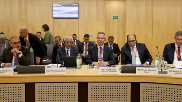 الجامعة العربية الحكومة الفلسطينية تواجه أزمة مالية غير مسبوقة الجامعة العربية الحكومة الفلسطينية تواجه أزمة مالية غير مسبوقة