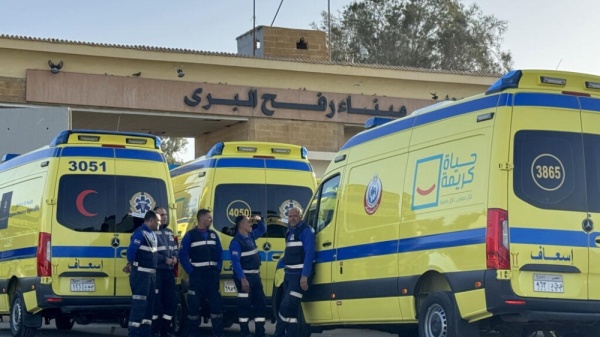 مصر معبر رفح البري يستقبل 92 جريح ا ومريض ا ومرافق ا فلسطيني ا