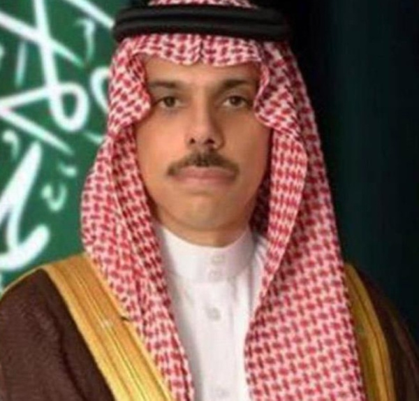 وزير الخارجية يستعرض مستجدات الأوضاع مع نظرائه في قطر والبحرين وع مان والأردن وزير الخارجية يستعرض مستجدات الأوضاع مع نظرائه في قطر والبحرين وع مان والأردن