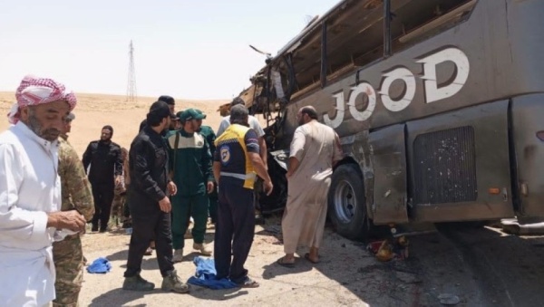 وفاة 35 وإصابة 30 ارتفاع ضحايا حادث تصادم حافلتين في سوريا وفاة 35 وإصابة 30 ارتفاع ضحايا حادث تصادم حافلتين في سوريا