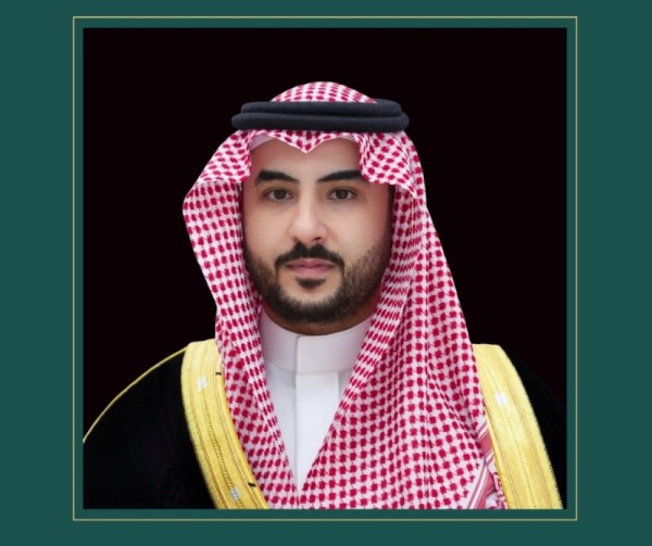 وزير الدفاع ونظيره التركي يبحثان سبل تعزيز وتطوير التعاون العسكري وزير الدفاع ونظيره التركي يبحثان سبل تعزيز وتطوير التعاون العسكري