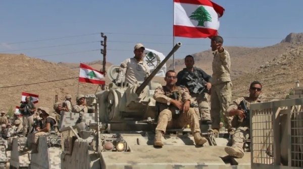 الاحتلال يطلق النار على مقربة من الجيش اللبناني في منطقة تجريبية الاحتلال يطلق النار على مقربة من الجيش اللبناني في منطقة تجريبية