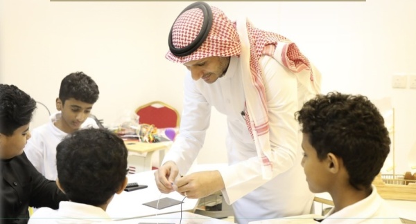 3 مسارات خدمية وتقنية لتمكين الطلاب ذوي الإعاقة بالتعليم 3 مسارات خدمية وتقنية لتمكين الطلاب ذوي الإعاقة بالتعليم