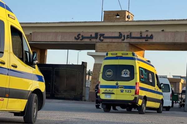 وصول الدفعة الـ71 من الفلسطينيين العائدين إلى قطاع غزة وصول الدفعة الـ71 من الفلسطينيين العائدين إلى قطاع غزة