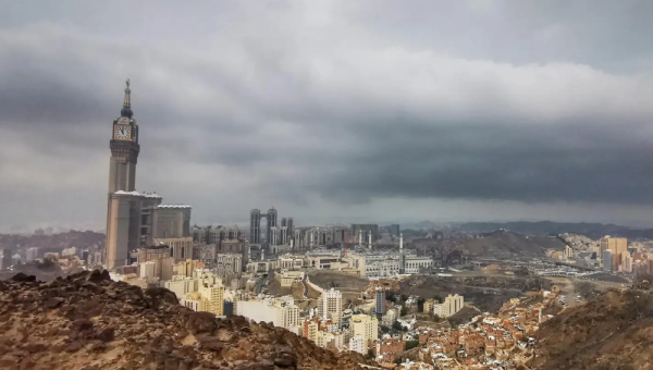 طقس الخميس أجواء حارة ورياح مثيرة للأتربة وأمطار على 9 مناطق طقس الخميس أجواء حارة ورياح مثيرة للأتربة وأمطار على 9 مناطق