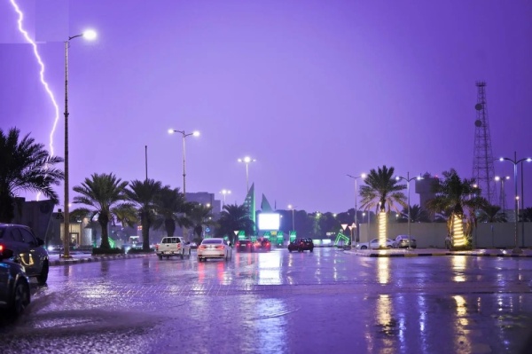 الأرصاد أمطار غزيرة على جازان ورياح نشطة على حائل الأرصاد أمطار غزيرة على جازان ورياح نشطة على حائل