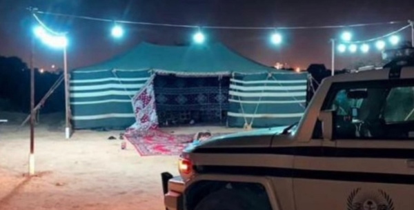 ضبط مواطن للتخييم في محمية الإمام فيصل بن تركي الملكية ضبط مواطن للتخييم في محمية الإمام فيصل بن تركي الملكية