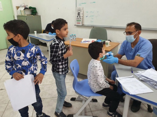 تعل م بصحة حملة تستهدف طلاب الرياض بفحوصات وتطعيمات وسلوكيات صحية