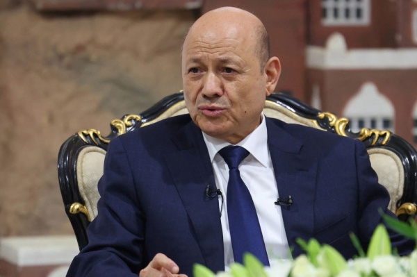 العليمي الهجوم الإرهابي الحوثي ألحق أضرار ا بالمستشفى السعودي في اليمن العليمي الهجوم الإرهابي الحوثي ألحق أضرار ا بالمستشفى السعودي في اليمن