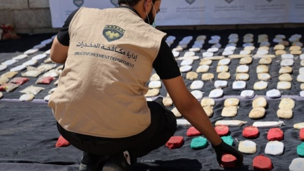 سوريا تحبط تهريب مخدرات إلى الأردن باستخدام بالونات سوريا تحبط تهريب مخدرات إلى الأردن باستخدام بالونات