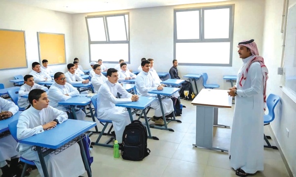 3 مسارات لتطوير القيادات المدرسية التخطيط والتقنية ورعاية الموهوبين 3 مسارات لتطوير القيادات المدرسية التخطيط والتقنية ورعاية الموهوبين