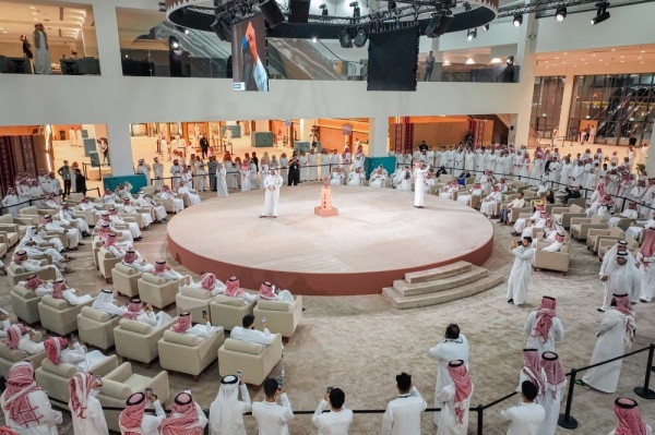 حضور لافت بيع صقرين بـ380 ألف ريال في الليلة العاشرة بمزاد الرياض
