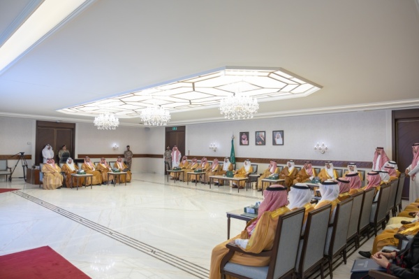 أمير الشرقية يرعى توقيع عدد من اتفاقيات الشراكة لمنظومة الموارد البشرية والتنمية الاجتماعية أمير الشرقية يرعى توقيع عدد من اتفاقيات الشراكة لمنظومة الموارد البشرية والتنمية الاجتماعية