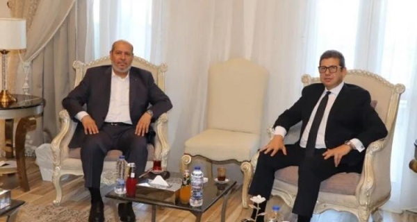 وفد حماس يلتقي وزير المخابرات المصري لبحث تطورات غزة وفد حماس يلتقي وزير المخابرات المصري لبحث تطورات غزة