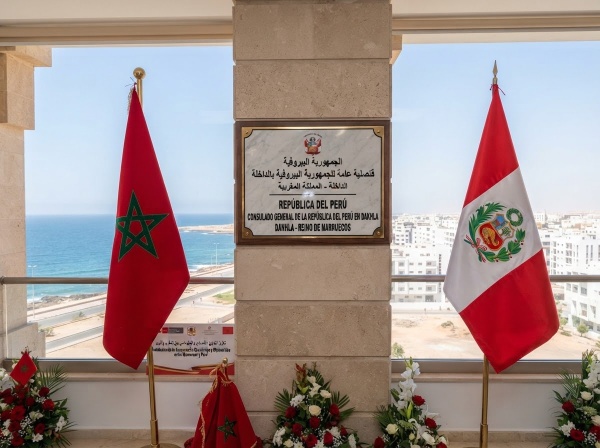 البيرو تعلن عزمها فتح قنصلية بمدينة الداخلة وتؤكد دعمها لسيادة المغرب على صحرائه البيرو تعلن عزمها فتح قنصلية بمدينة الداخلة وتؤكد دعمها لسيادة المغرب على صحرائه