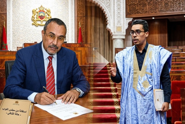 أصوات الأب ومقعد الابن هكذا تحول التنافي بالداخلة إلى وصفة قانونية للتوريث السياسي