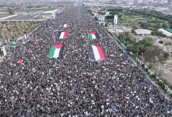 اللجنة المنظمة للفعاليات تدعو الشعب اليمني للخروج المليوني عصر غد الجمعة