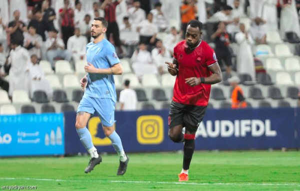 الرائد ينهض بثلاثية الجيل الرائد ينهض بثلاثية الجيل