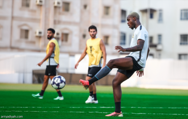 أمام شباب الأهلي الاتحاد يستهدف الانتصار الأول