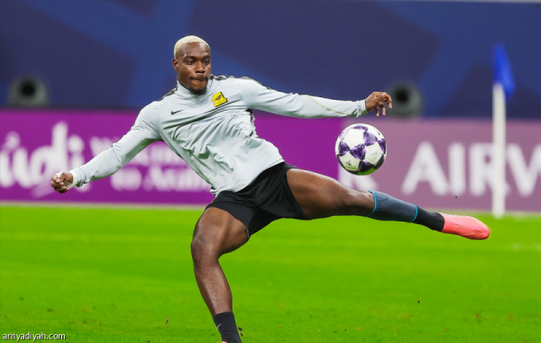 الاتحاد عوار يبعد إلينيخينا الاتحاد عوار يبعد إلينيخينا