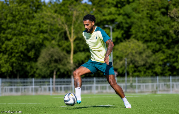 الخليج يجهز فلوجيني قبل الهلال