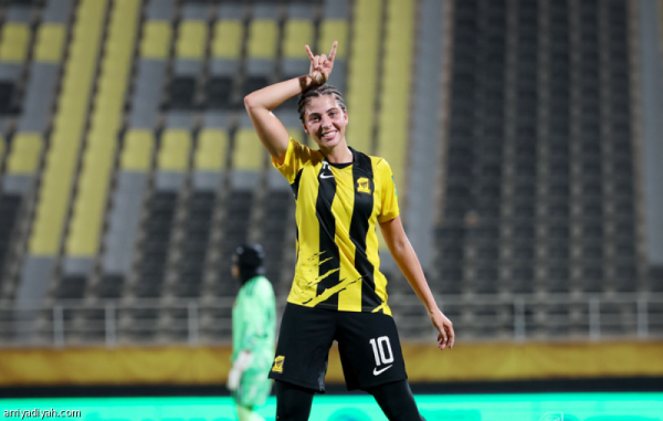 الاتحاد يحسم قمة النصر برباعية الاتحاد يحسم قمة النصر برباعية