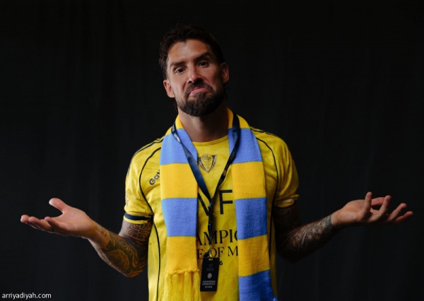 بروزو يترقب النصر وإينييجو يتفقان بروزو يترقب النصر وإينييجو يتفقان