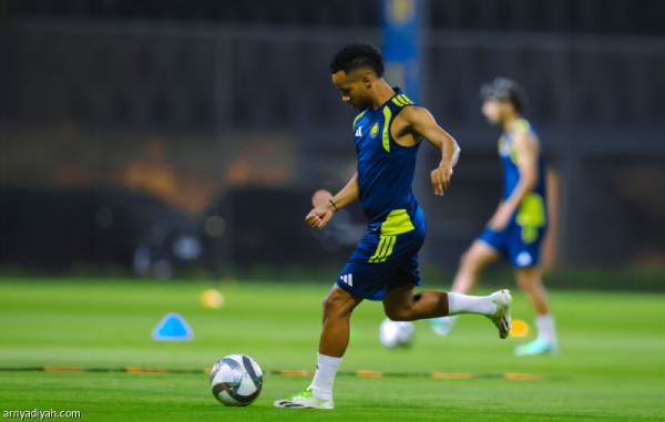 النصر يترقب عودة الناصر وغريب وكومان جاهزان