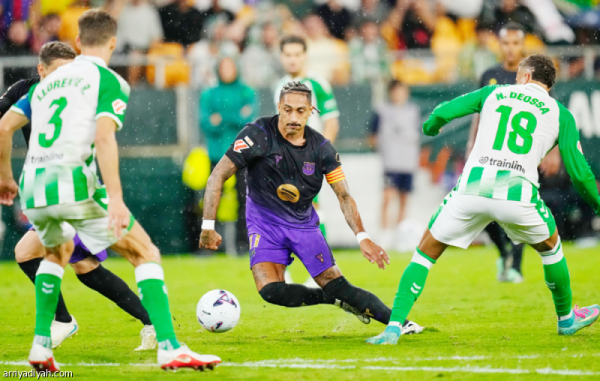 بـ 186 مباراة رافينيا يعادل نيمار